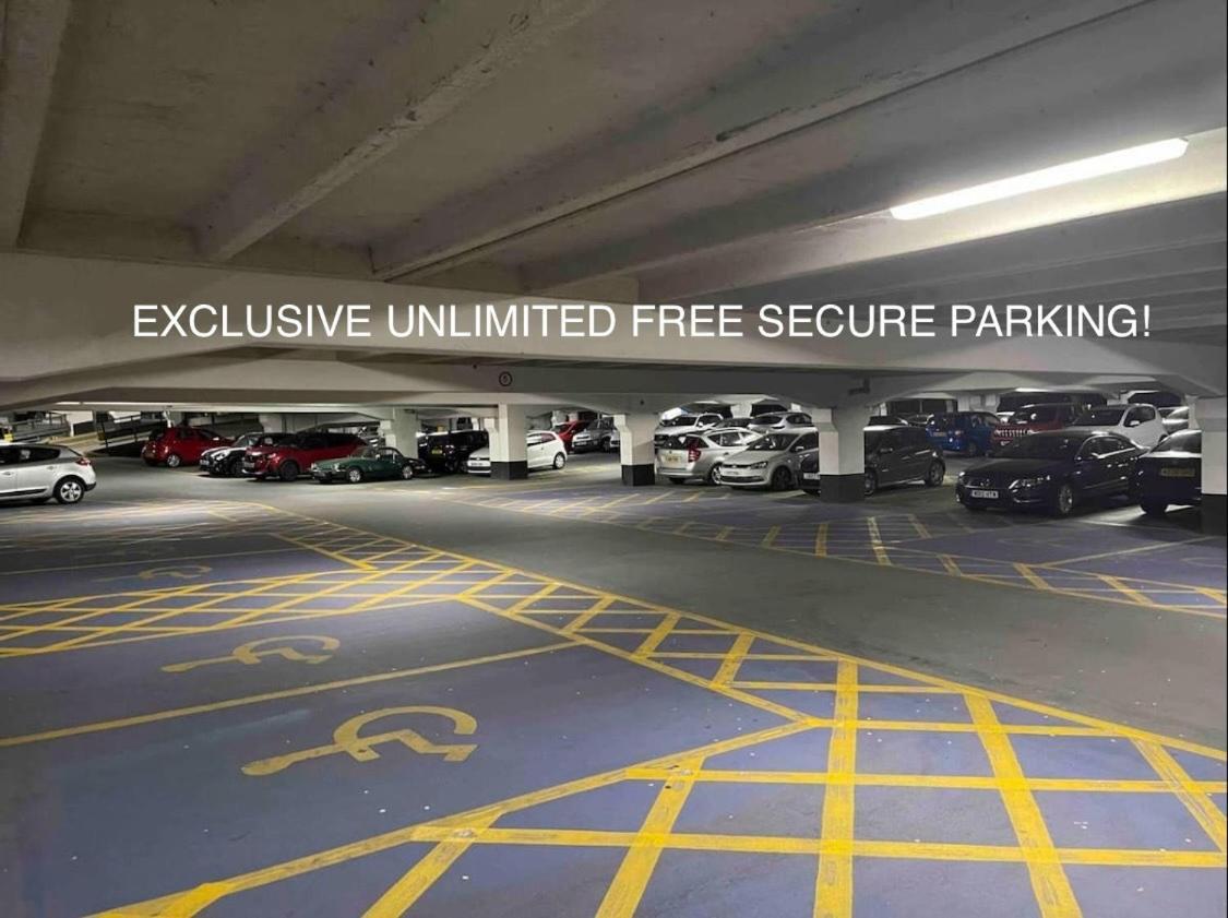 Central Leeds Dock Apt&Free Secure Parking! エクステリア 写真